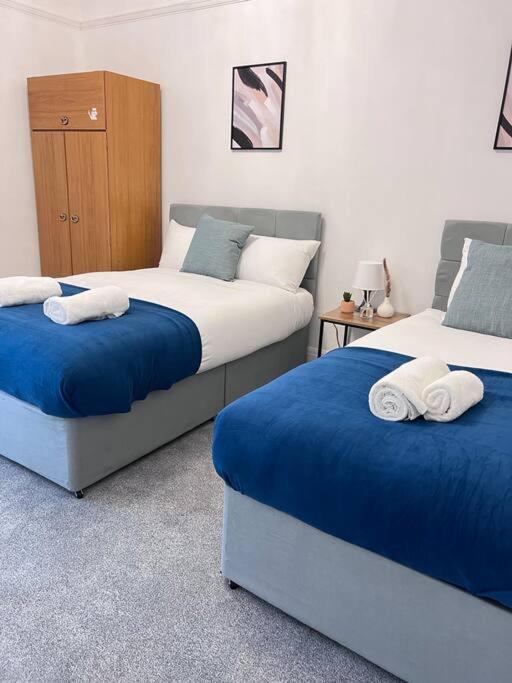 Spacious 3 Bed Flat - Beach Nearby - No Pets Southend-on-Sea Buitenkant foto