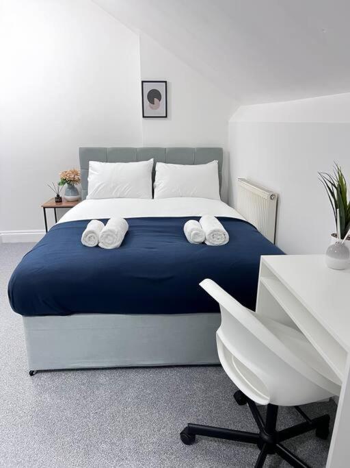Spacious 3 Bed Flat - Beach Nearby - No Pets Southend-on-Sea Buitenkant foto
