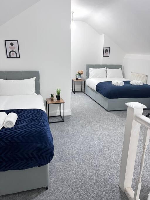 Spacious 3 Bed Flat - Beach Nearby - No Pets Southend-on-Sea Buitenkant foto