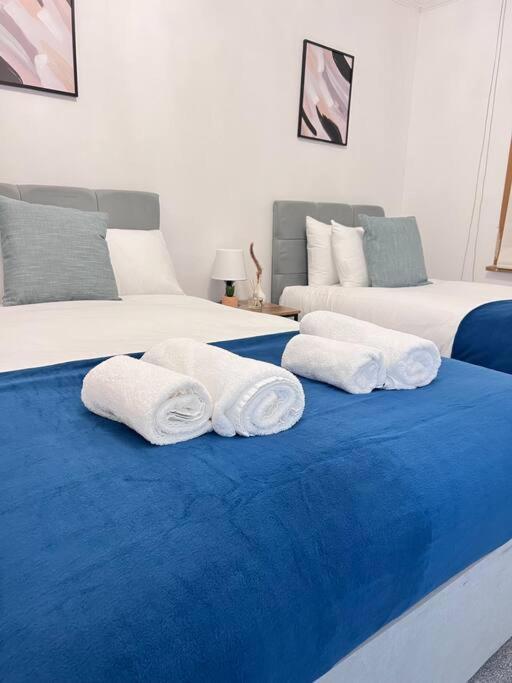 Spacious 3 Bed Flat - Beach Nearby - No Pets Southend-on-Sea Buitenkant foto